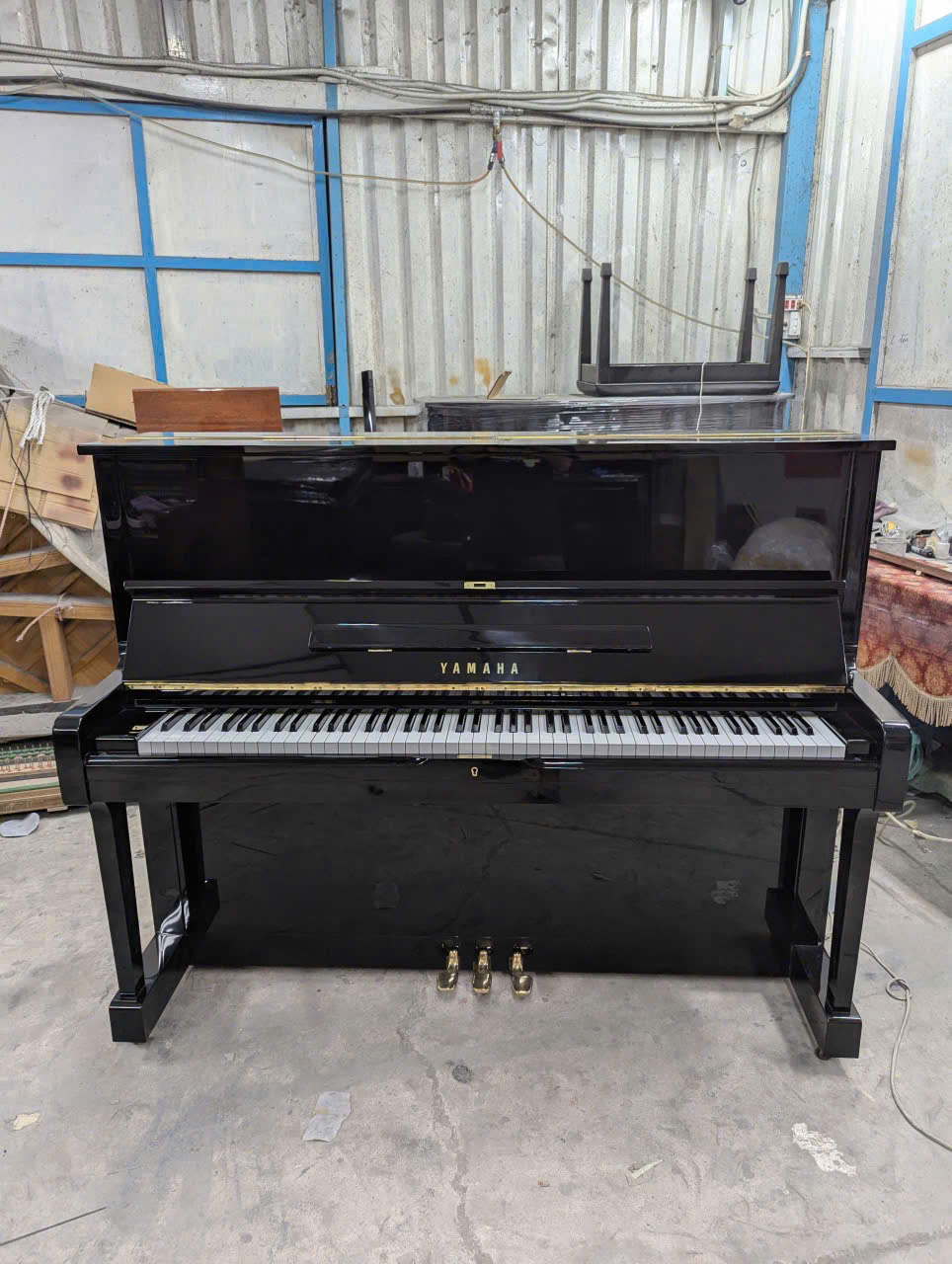 Yamaha U1H Series 2tr9 tem đồng
